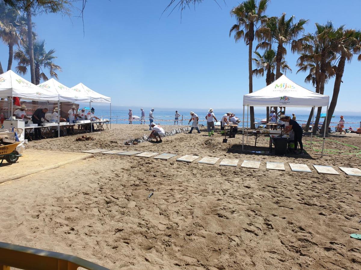 Apartamentos La Cala De Mijas Kültér fotó