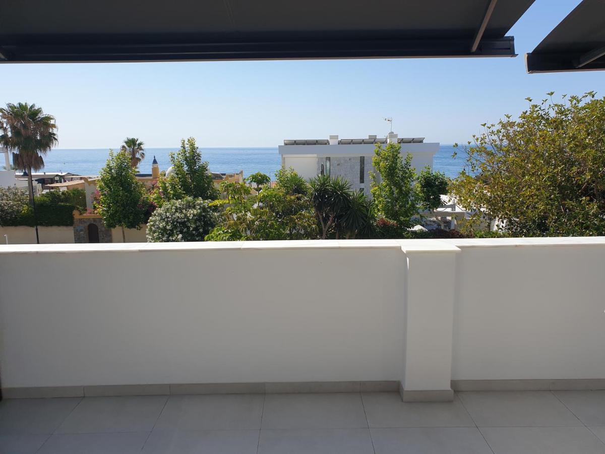 Apartamentos La Cala De Mijas Kültér fotó