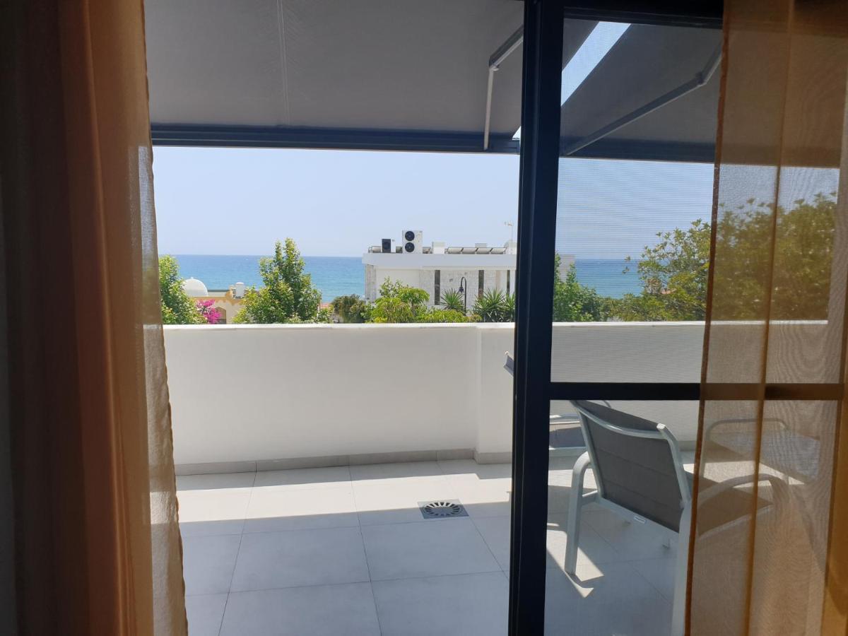 Apartamentos La Cala De Mijas Kültér fotó